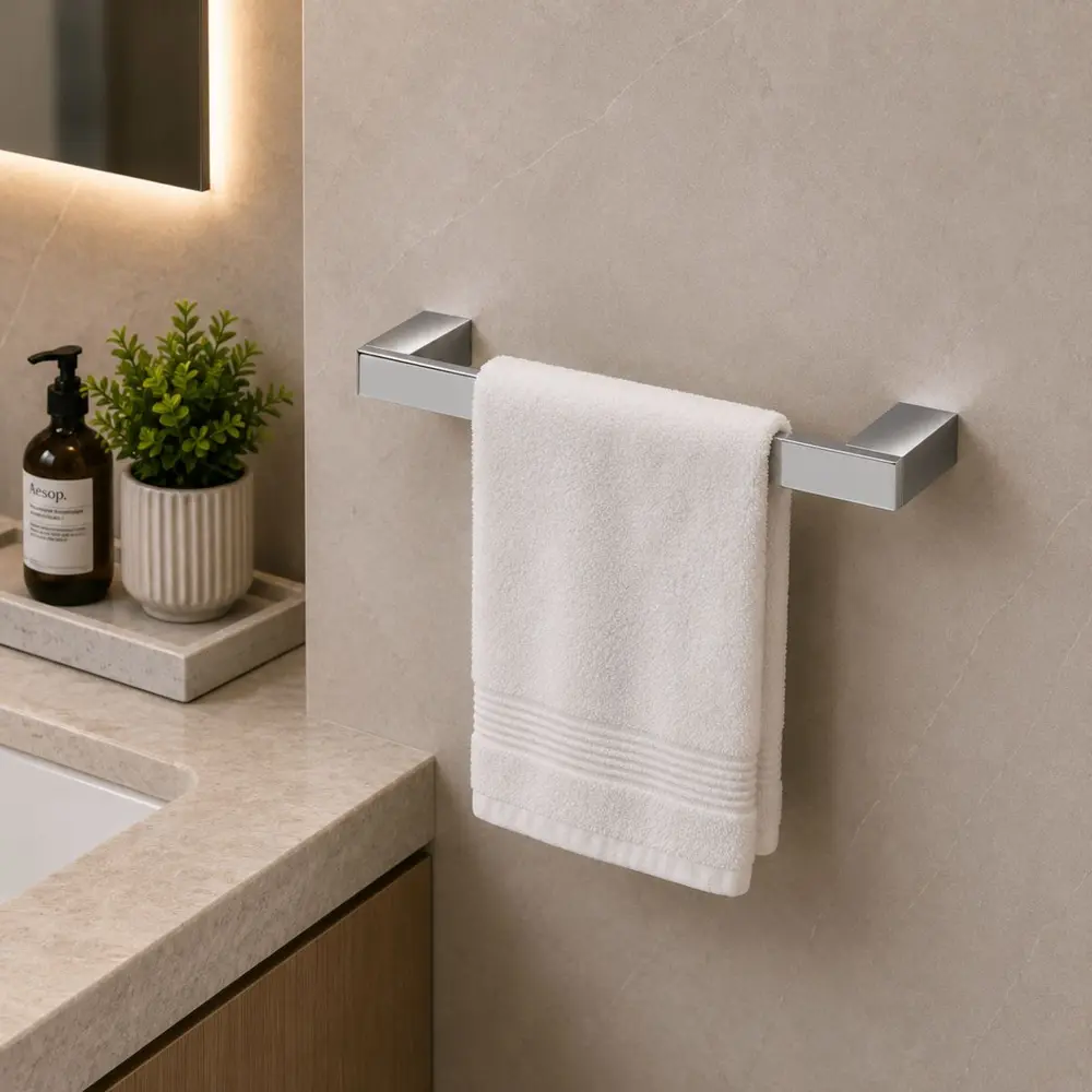 Porta Toalha Curto 33,5cm Fani Horus Cromado 4410 C450