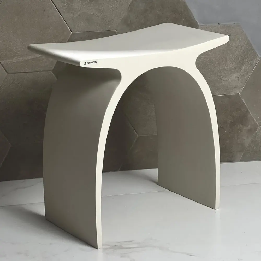 Banqueta Arc em Resina Off Fosco