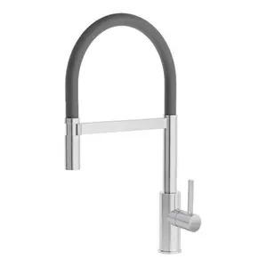 Torneira com Mangueira Flexível e Bica Giratória 360° Tramontina Versatile Black em Aço Inox 94520035