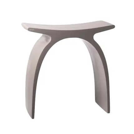 Banqueta Arc em Resina Cinza Claro Fosco