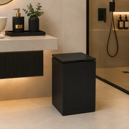 Lixeira Quadrada Slow Close 5,5L em Resina Preto Fosco