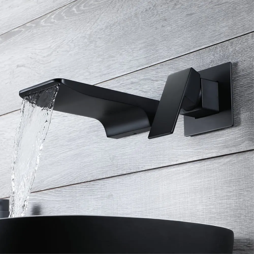 Misturador de Parede Cascata Unique Spa Flat Black Matte